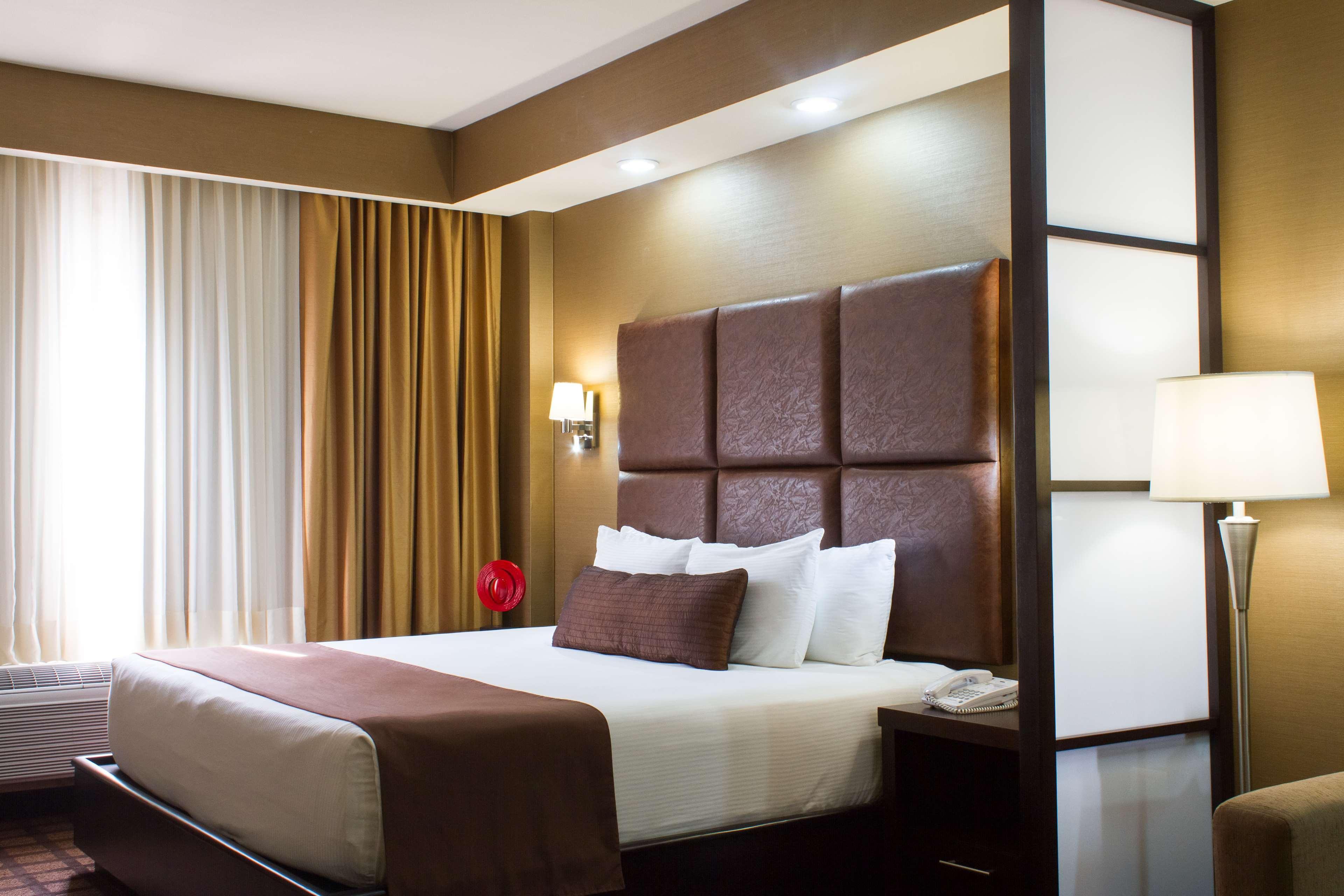 Best Western Premier Monterrey Aeropuerto Apodaca Kültér fotó A typical hotel room