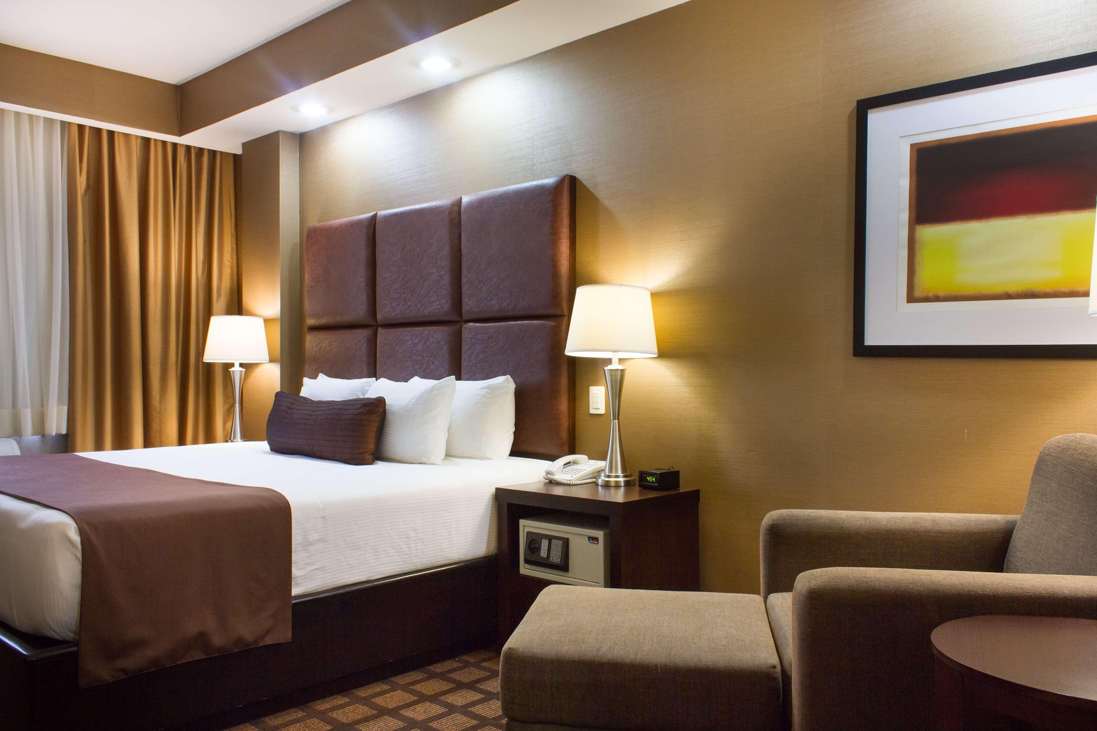 Best Western Premier Monterrey Aeropuerto Apodaca Kültér fotó A typical room at the hotel