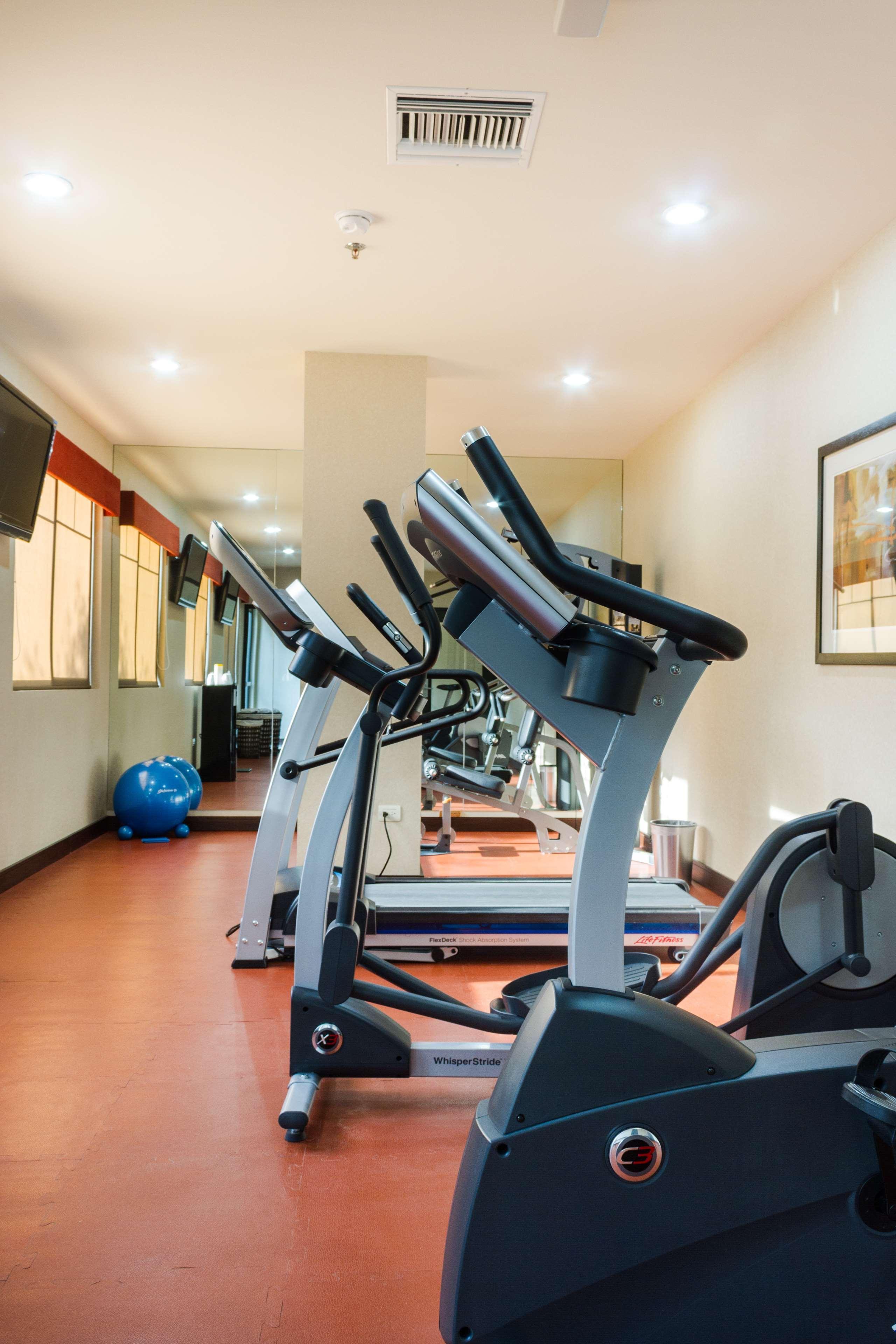 Best Western Premier Monterrey Aeropuerto Apodaca Kültér fotó Elliptical trainer