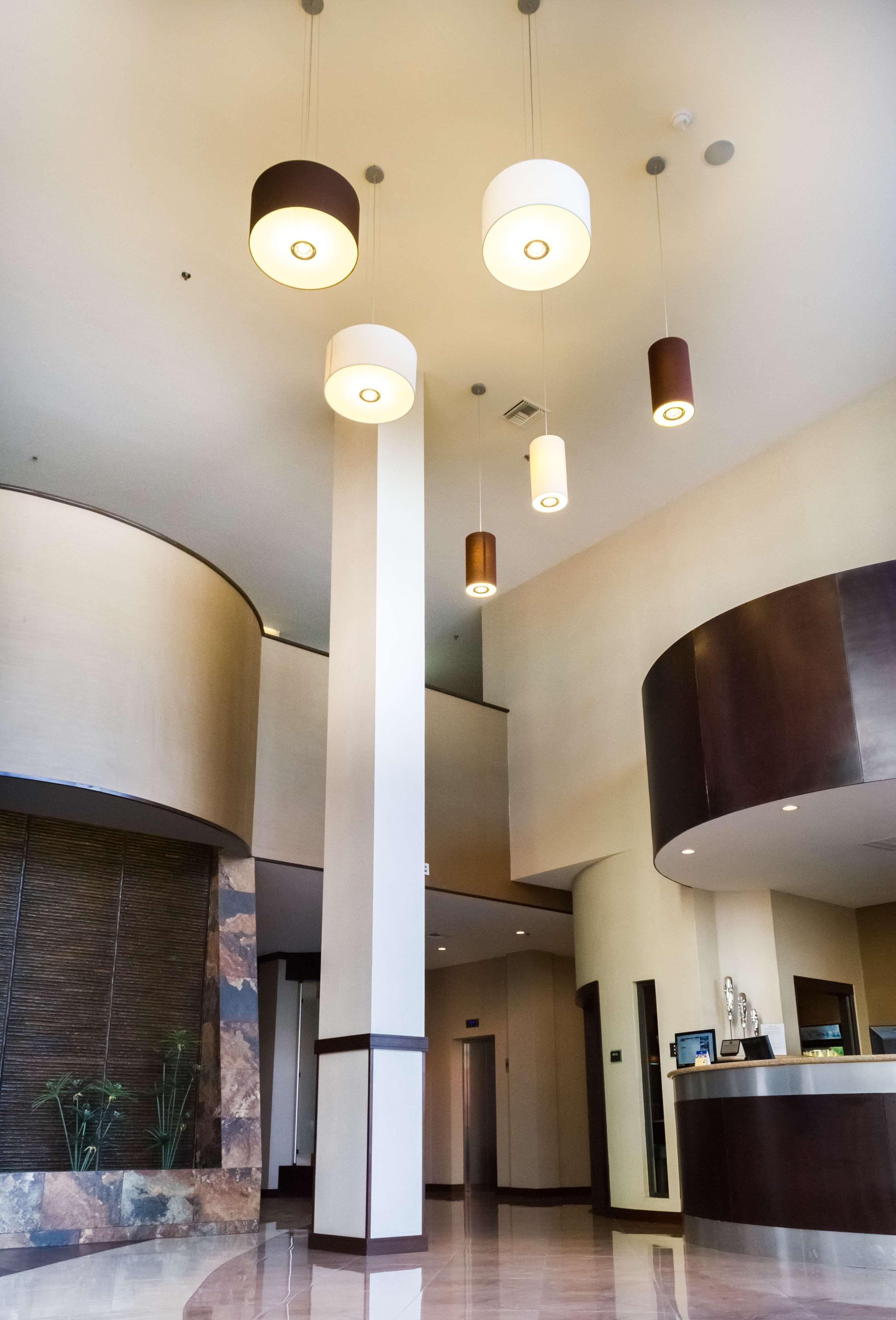 Best Western Premier Monterrey Aeropuerto Apodaca Kültér fotó Interior of the hotel